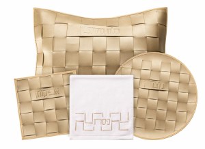 Picture of Faux Leather Pesach Set 4 Piece Woven Design Gold